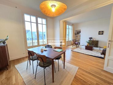 Appartement 5 pièces – 124 m² environ