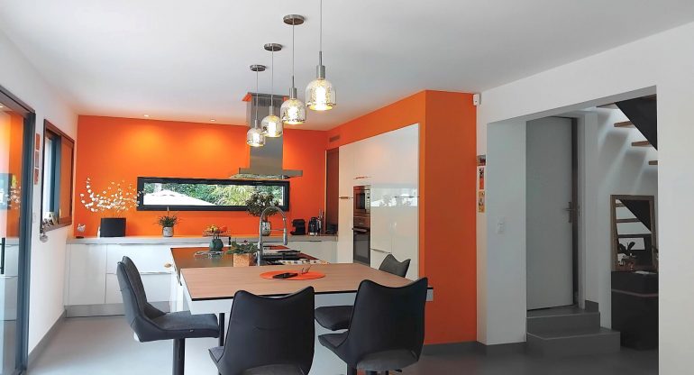 Maison 5 pièces - 143 m² environ - 46676963f.jpg | Kermarrec Habitation