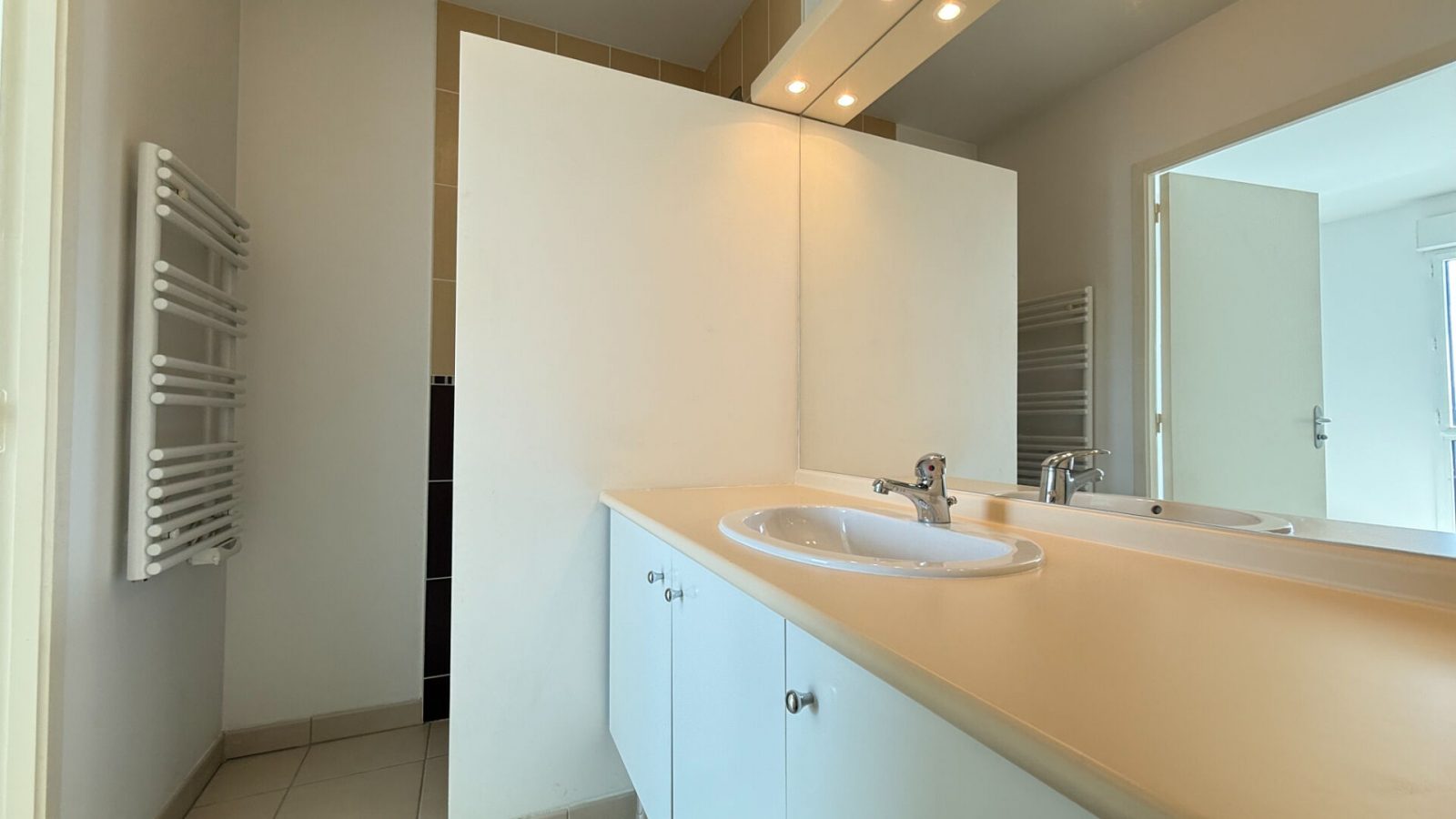 Appartement 2 pièces - 52 m² environ - 49968434f.jpg | Kermarrec Habitation