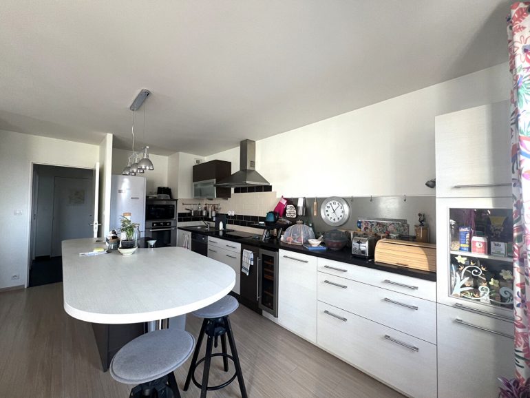 Appartement 3 pièces - 71 m² environ - 51402020f.jpg | Kermarrec Habitation
