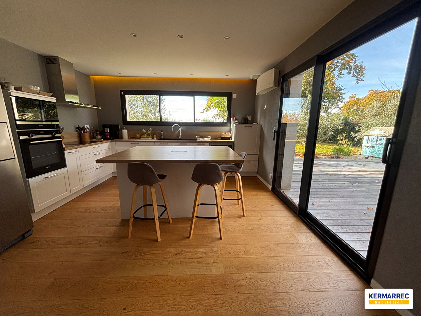 Maison 7 pièces - 222 m² environ - 53101212e.jpg | Kermarrec Habitation