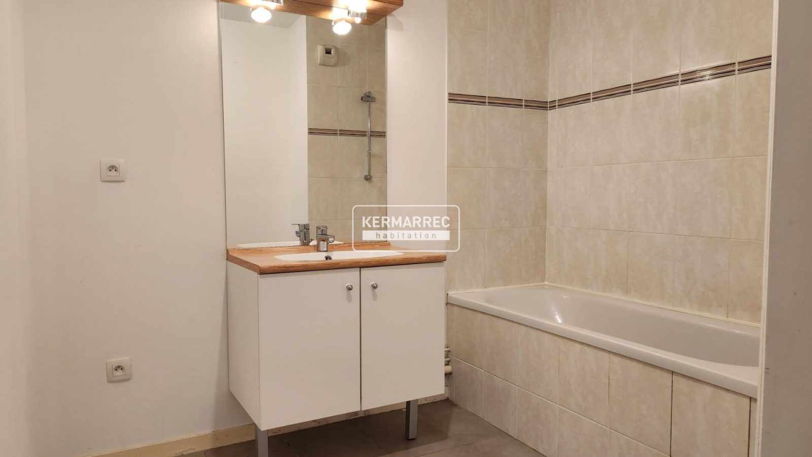 Appartement 3 pièces - 67 m² environ - 57165905j.jpg | Kermarrec Habitation