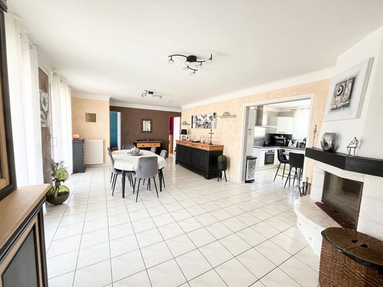 Maison 8 pièces - 162 m² environ - 57401565b.jpg | Kermarrec Habitation