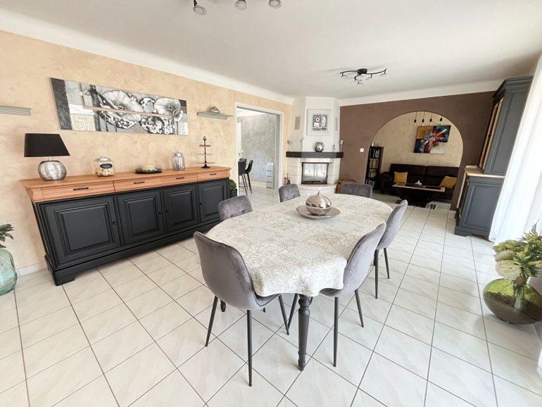 Maison 8 pièces - 162 m² environ - 57401565c.jpg | Kermarrec Habitation