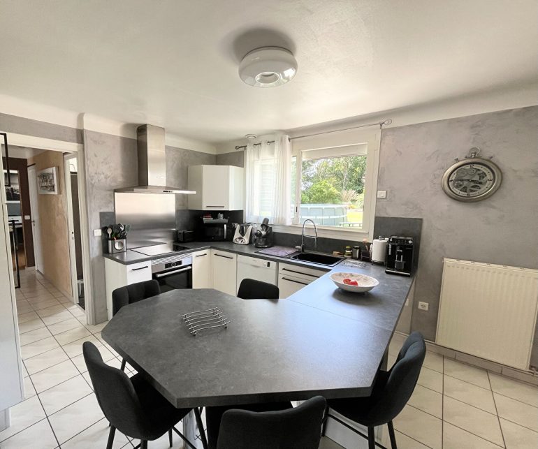 Maison 8 pièces - 162 m² environ - 57401565e.jpg | Kermarrec Habitation