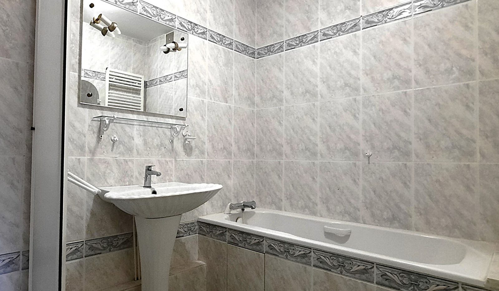 Appartement 4 pièces - 100 m² environ - 57579125d.jpg | Kermarrec Habitation