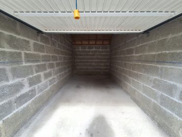 Parking – 15 m² environ