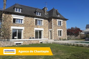 Maison 11 pièces – 250 m² environ