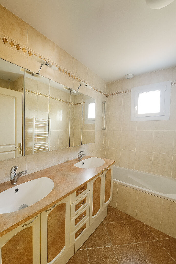 Maison 7 pièces - 148 m² environ - 58671381q.jpg | Kermarrec Habitation