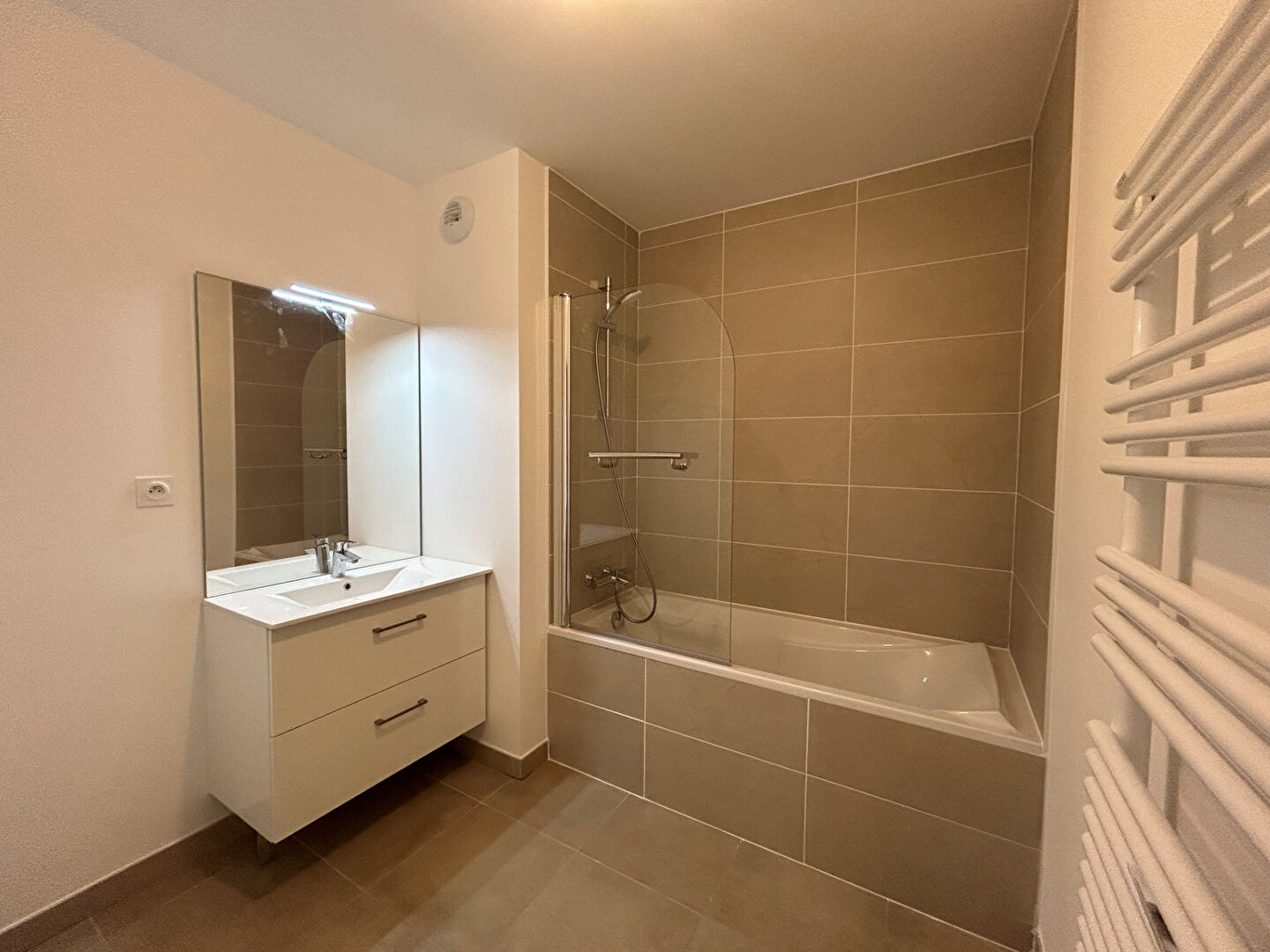 Appartement 3 pièces - 64 m² environ - 58728441g.jpg | Kermarrec Habitation