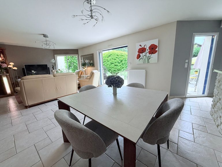 Maison 6 pièces - 127 m² environ - 58736488e.jpg | Kermarrec Habitation