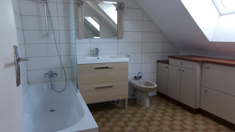 Appartement 5 pièces - 81 m² environ - 58736857f.jpg | Kermarrec Habitation