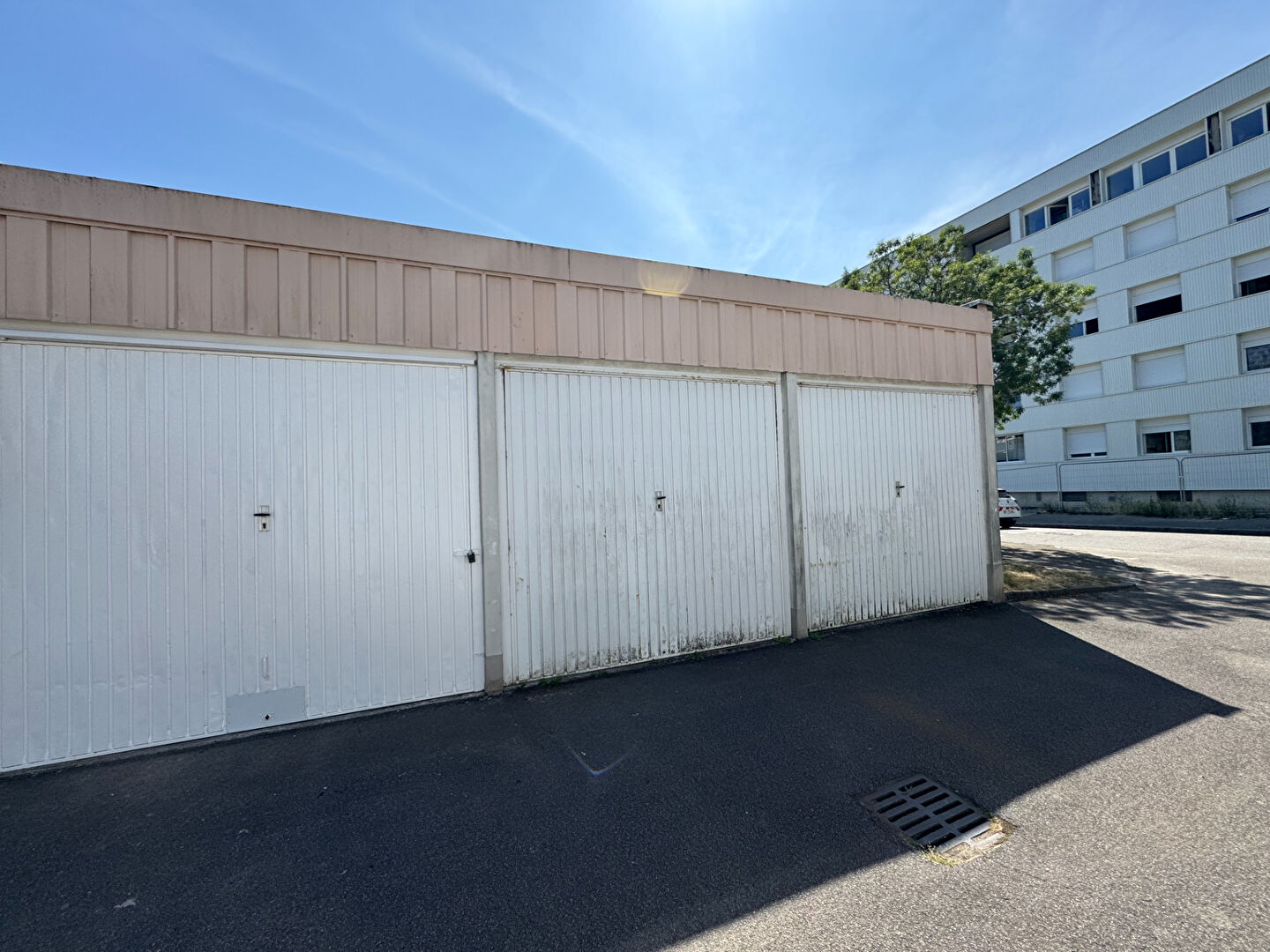 Parking - 24 m² environ - 58747901h.jpg | Kermarrec Habitation