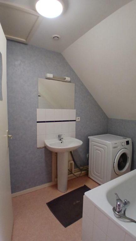 Appartement 2 pièces - 44 m² environ - 58770032e.jpg | Kermarrec Habitation