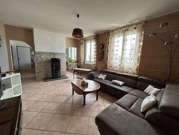 Appartement 4 pièces – 102 m² environ