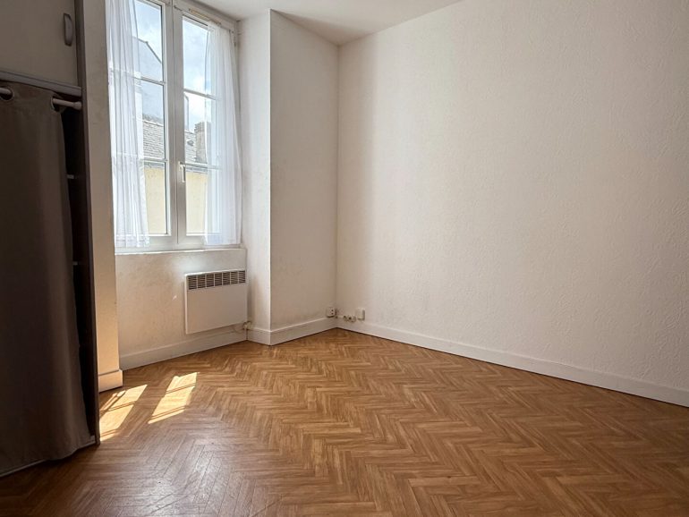 Appartement 1 pièce - 24 m² environ - 58815677b.jpg | Kermarrec Habitation