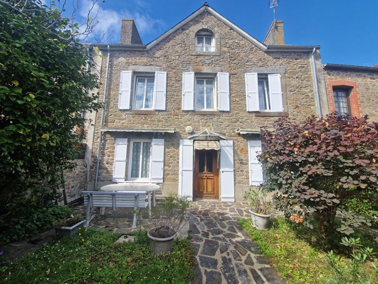 Maison 5 pièces - 159 m² environ - 58881810a.jpg | Kermarrec Habitation