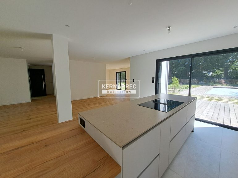 Maison 6 pièces - 182 m² environ - 59027156c.jpg | Kermarrec Habitation