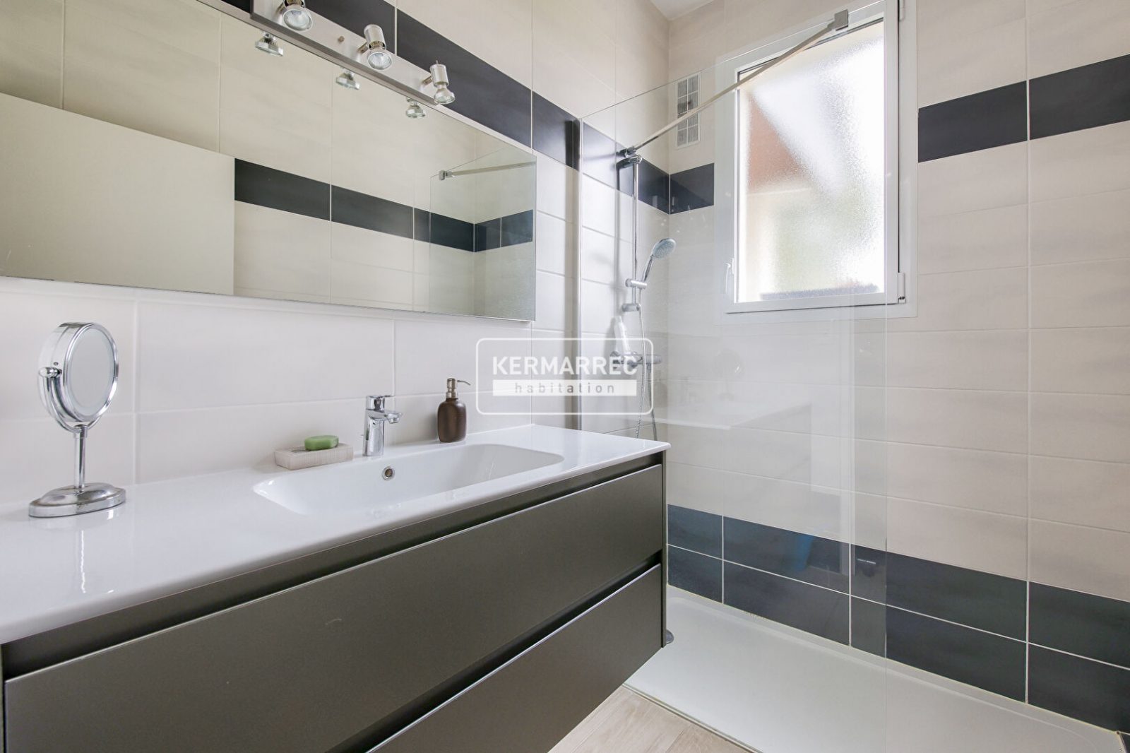 Maison 9 pièces - 200 m² environ - 59107641g.jpg | Kermarrec Habitation