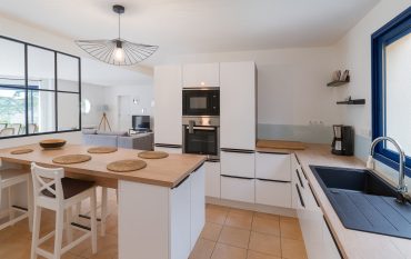 Maison 10 pièces – 243 m² environ