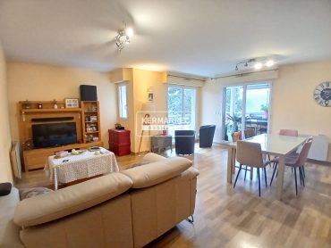 Appartement 5 pièces – 104 m² environ