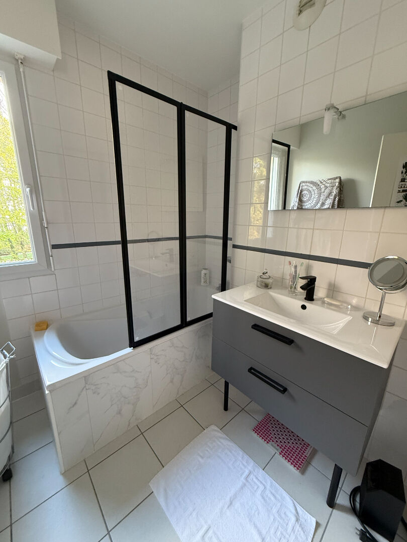 Appartement 3 pièces - 67 m² environ - 59644603f.jpg | Kermarrec Habitation