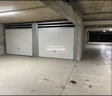 Parking – 15 m² environ