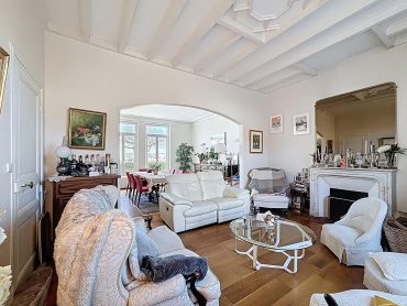 Maison 8 pièces – 227 m² environ