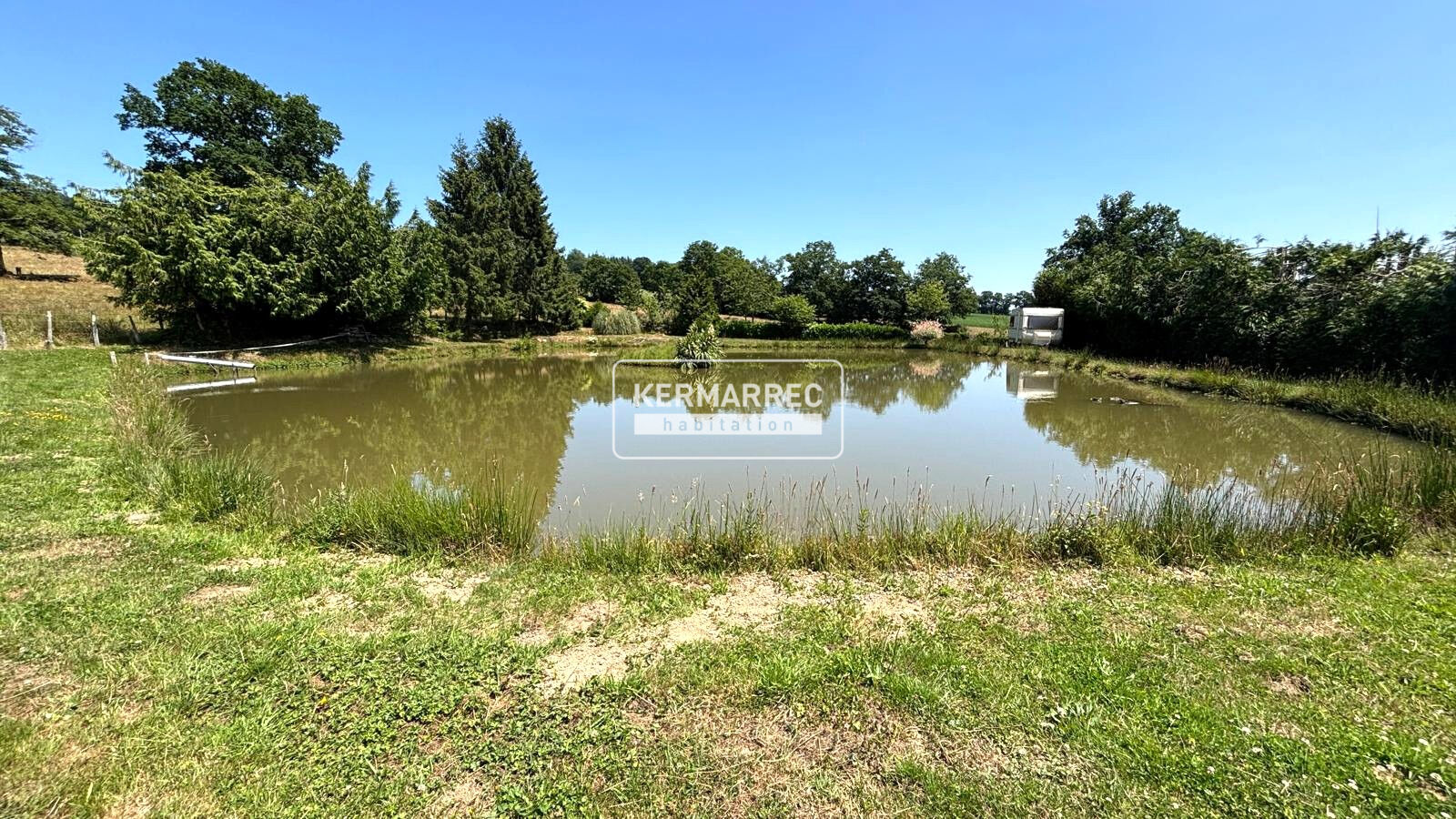 Achat Terrain Juvigné 2382 m² environ ref : 60307728 | Kermarrec Habitation — 28